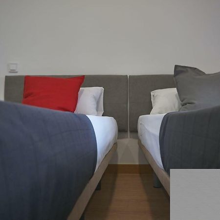 Gs Latina Hotel Madrid Exterior foto