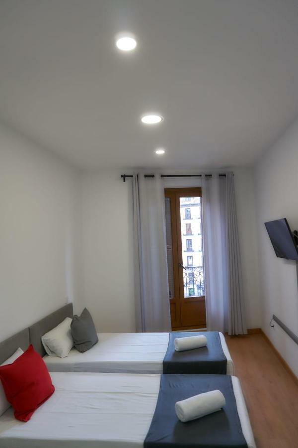 Gs Latina Hotel Madrid Exterior foto